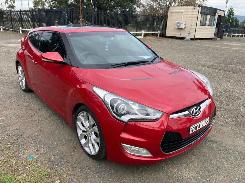 2012 Hyundai Veloster Hatchback + FS