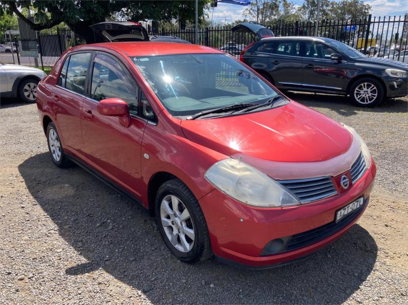 2006 Nissan Tiida Sedan ST C11