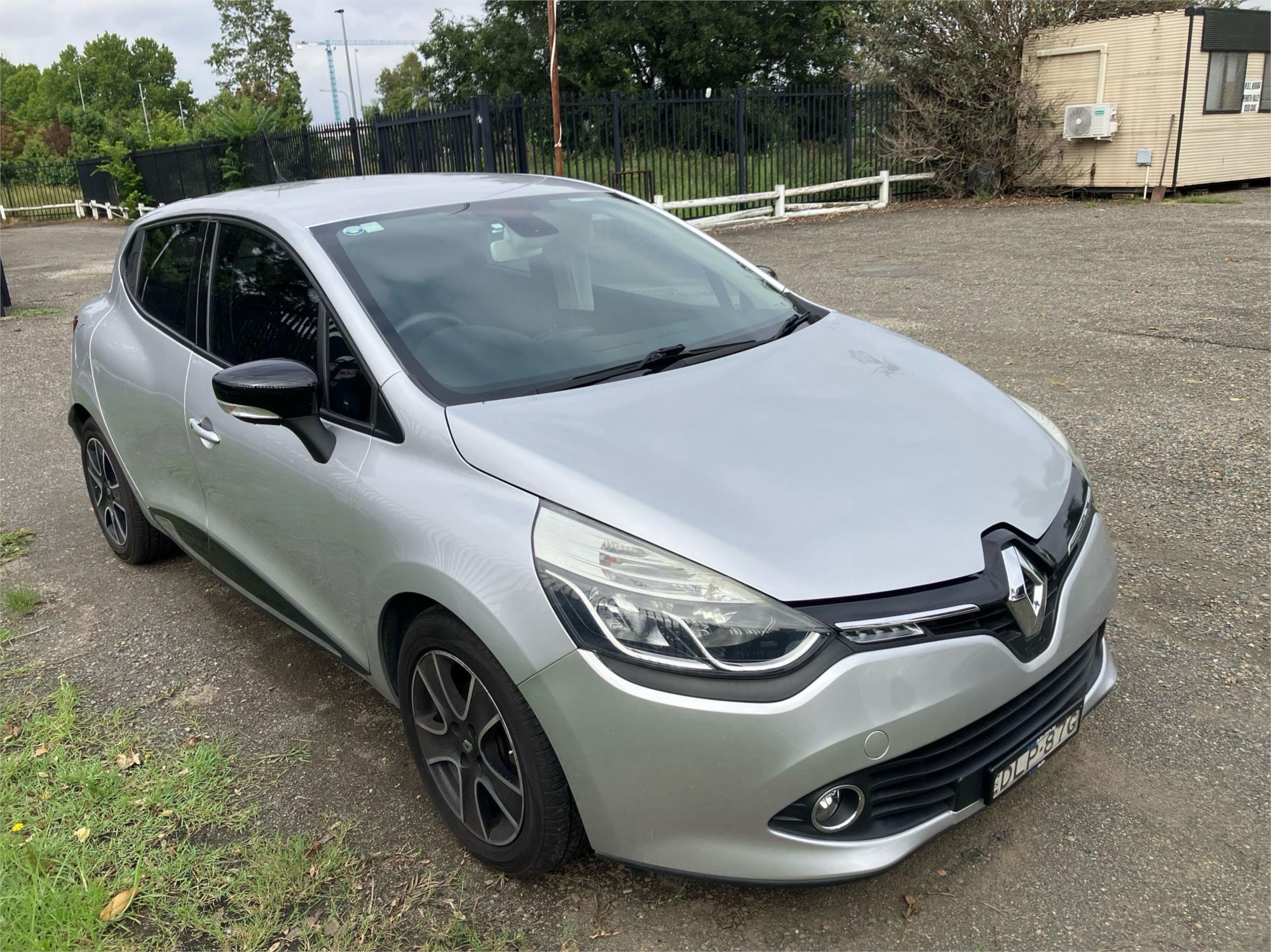 2016 Renault Clio Hatchback Expression IV B98